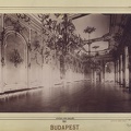a Királyi Palota díszterme. A felvétel 1890 után készült. A kép forrását kérjük így adja meg: Fortepan / Budapest Főváros Levéltára. Levéltári jelzet: HU.BFL.XV.19.d.1.07.182