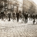 Rákóczi út az Astoria felől nézve, 1919. május 1-i felvonulás.