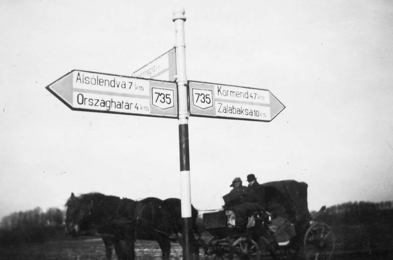 a mai 86-os és 7418-as út kereszteződése Belsősárd és Külsősárd között.