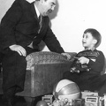 Nagy Imre későbbi miniszterelnök unokájával.