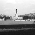 Ötvenhatosok tere (Felvonulási tér), Sztálin szobor.
