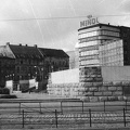 Kelet-Berlin, Alexanderplatz, szemben a Minolhaus.