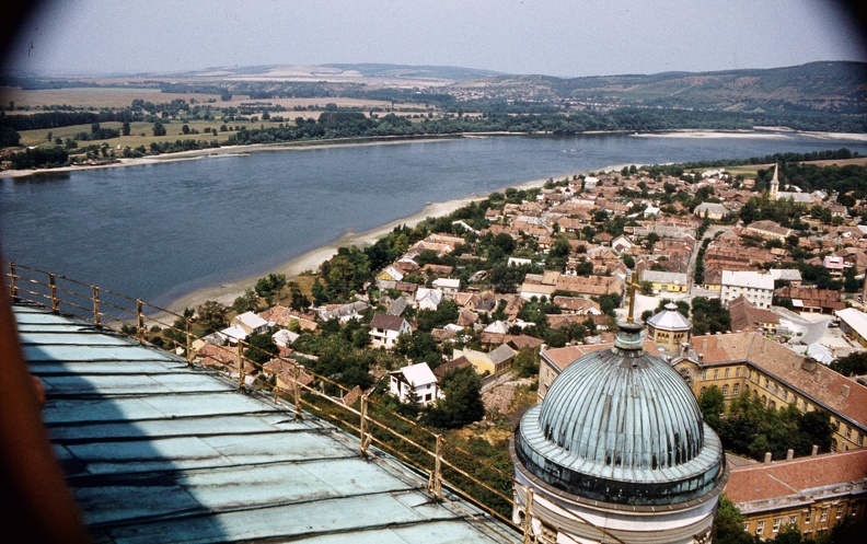 kilátás a Bazilika kupolájából Szentgyörgymező felé.