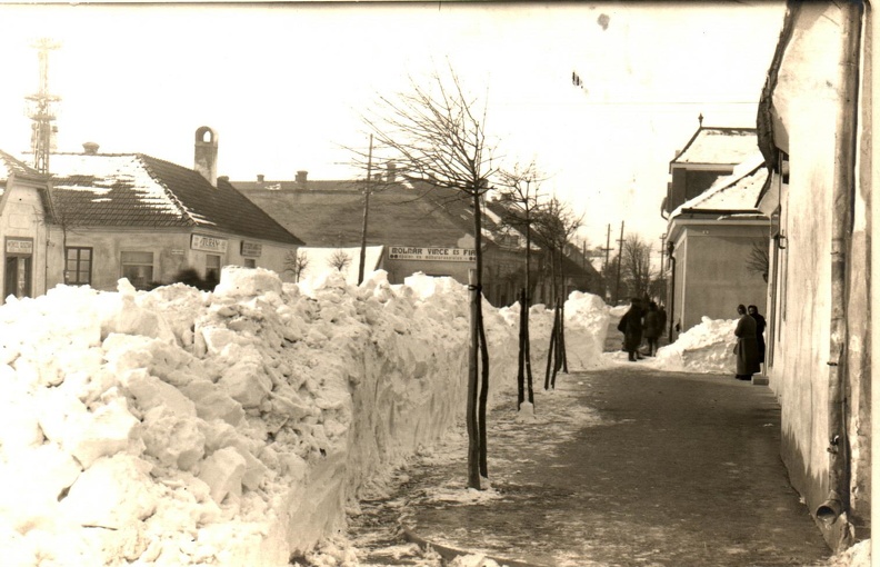 movar-magyar-utca-1929januar.jpg