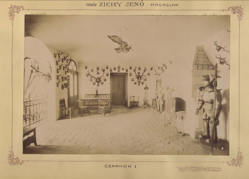 Zichy Jenő gróf vaddászkastélyának csarnoka. A felvétel 1895-1899 között készült. A kép forrását kérjük így adja meg: Fortepan / Budapest Főváros Levéltára. Levéltári jelzet: HU.BFL.XV.19.d.1.11.198