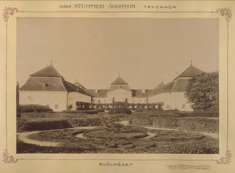 "A Stummer-kastély elölnézete. A felvétel 1895-1899 között készült." A kép forrását kérjük így adja meg: Fortepan / Budapest Főváros Levéltára. Levéltári jelzet: HU.BFL.XV.19.d.1.12.112