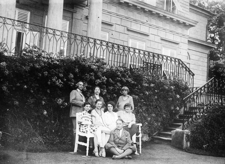 kastély, gróf Hunyady Károly és családja.