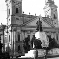 Kossuth tér, Kossuth szobor (Margó Ede, Pongrácz Szigfrid 1914.), Református Nagytemplom.