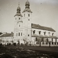 Ferences templom és kolostor.