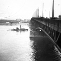 Petőfi (Horthy Miklós) híd, Pestről Buda felé nézve.