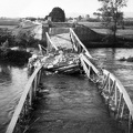 Mura folyó, a város határában felrobbantott közúti híd.