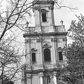 Kertváros. Sopronbánfalvi Pálos-karmelita templom.
