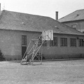 Árpád utca, általános iskola udvara (ma Széchenyi István Általános Iskola).