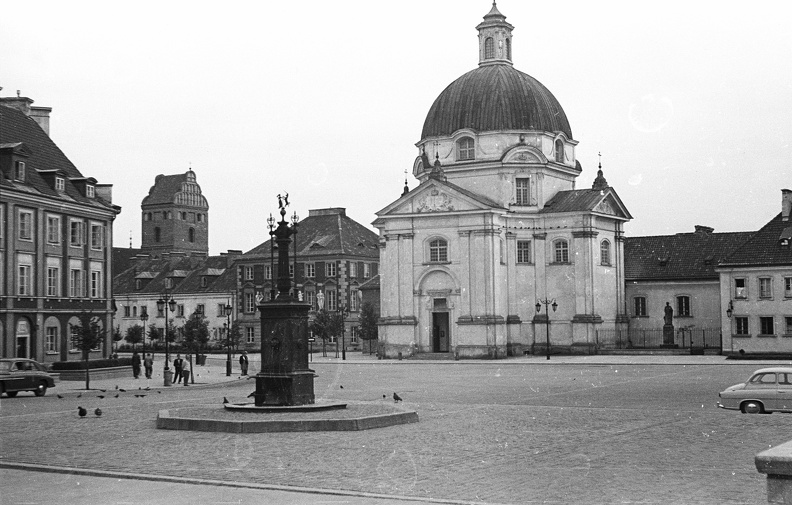 Újvárosi Piactér (Rynek Nowego Miasta), Szent Kázmér templom.