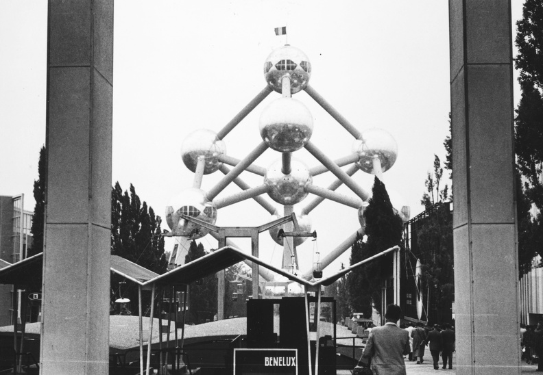 Világkiállítás (EXPO 58), Heysel park, Atomium emlékmű.