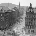 Kossuth Lajos utca az Astoria kereszteződés felől a Metró építésekor.