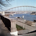 Szeged, Korányi fasor, Tisza-part a Belvárosi híddal.