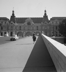 Louvre a Pont du Carrousel-ről nézve.