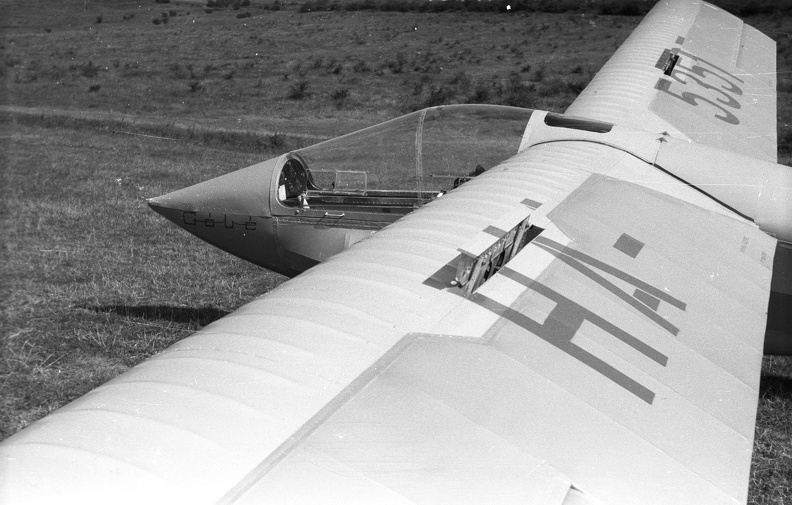 Rubik R-26S Góbé vitorlázó repülőgép.