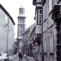 Templom utca, háttérben az Evangélikus templom tornya.
