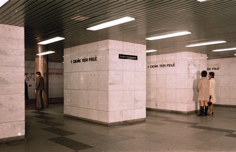 a metró Astoria állomása.