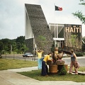 Szent Ilona-sziget, a Világkiállítás helyszíne, Haiti (1967-es Világkiállításkor az USA-beli Vermont állam) pavilonja.